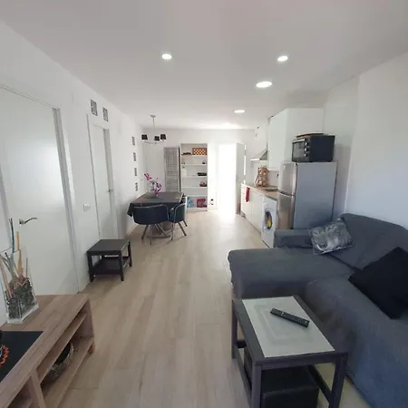 Amadeu, Apartment *